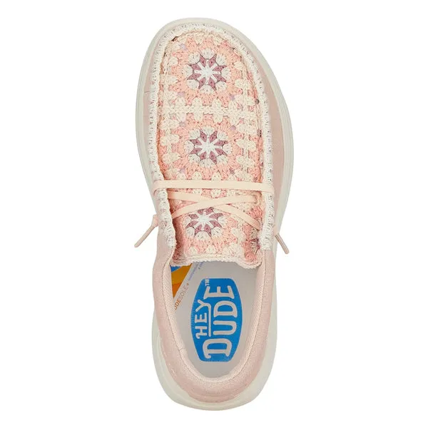 Apparel Platforms heydude Wendy Comf Suede Crochet Pale PinkMulti