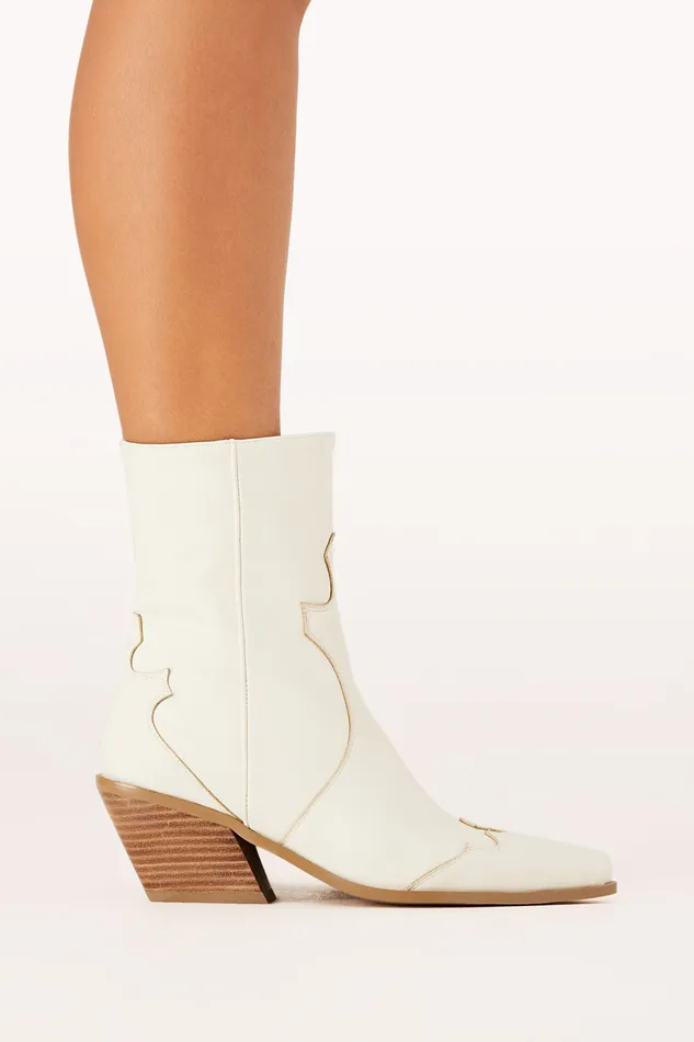 Boots Women Pammie Boots 8211 Bone Bone petalandpup