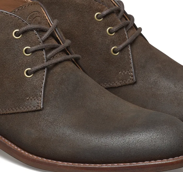 Dudley Chukka Brown Waxed English Suede Men Dress Shoes Johnston and Murphy