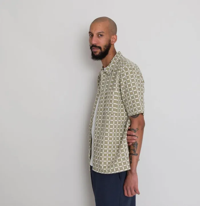 Folk Clothing Shirts Gabe Shirt 8211 Sage Tapestry 8211 Mens