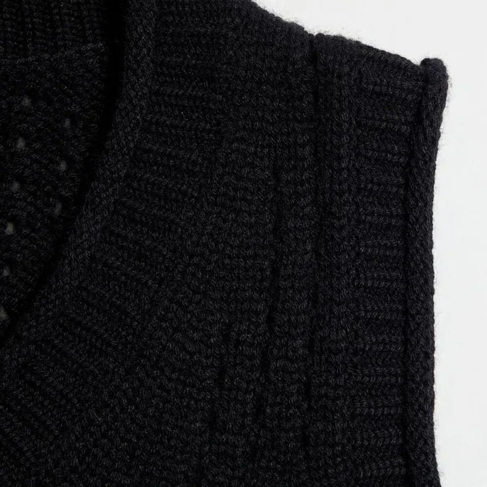 GFORE Sweaters Women POINTELLE STITCH WOOL CASHMERE V NECK VEST Onyx