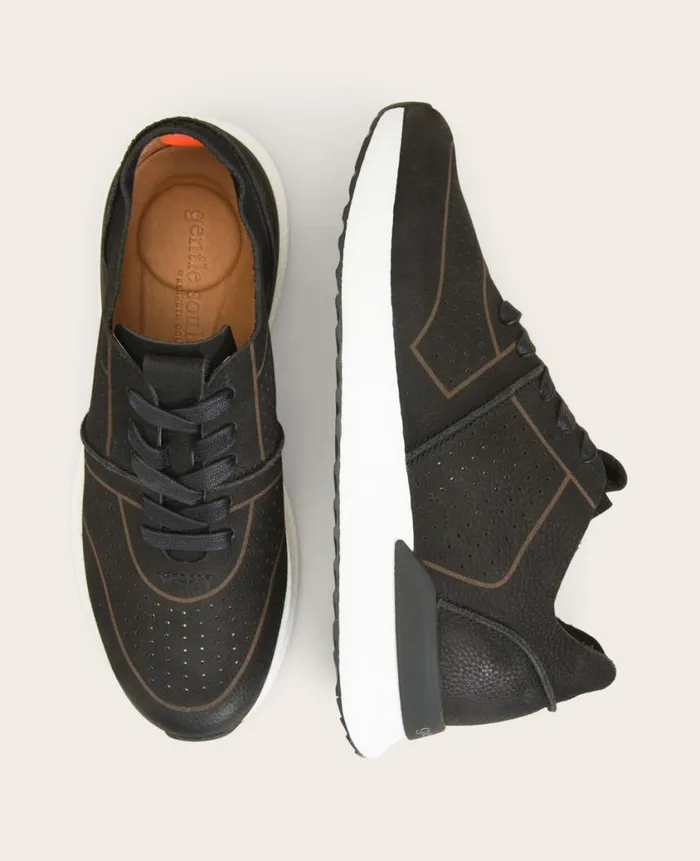 Kenneth Cole Sneakers Men GENTLE SOULS 8211 Laurence Jogger Sneaker Black