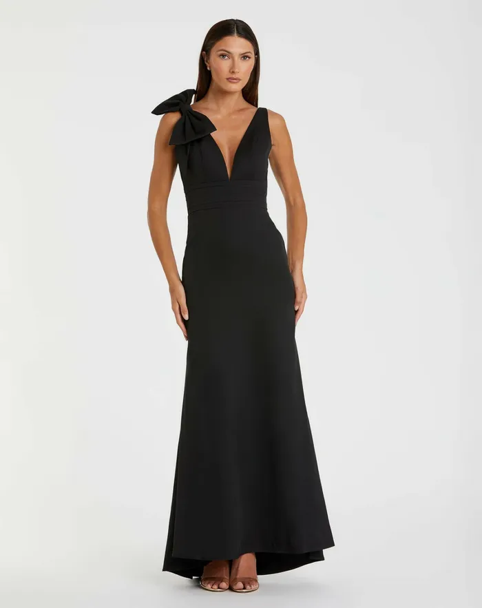 Mac Duggal Best Sellers Women Black Sleeveless V Neck Bow Detail Mermaid Gown Black
