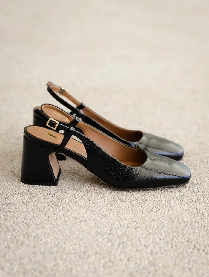 Maddie Black Vinyl Women Bobbies Pumps and Mary Janes