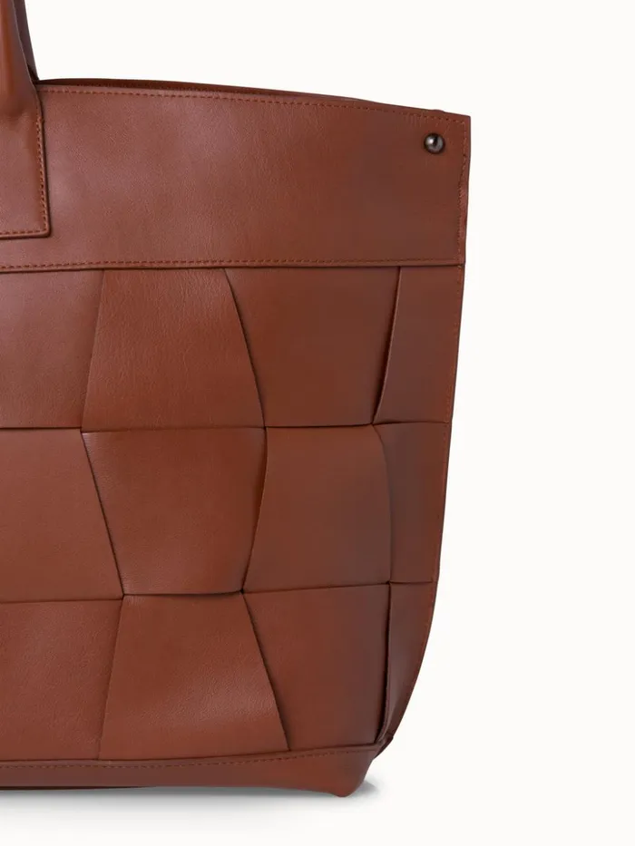 Medium Ai Messenger Bag In Braided Leather Trapezoids Caramel Women Akris Crossbody Bags