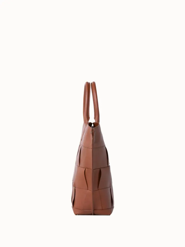 Medium Ai Messenger Bag In Braided Leather Trapezoids Caramel Women Akris Crossbody Bags