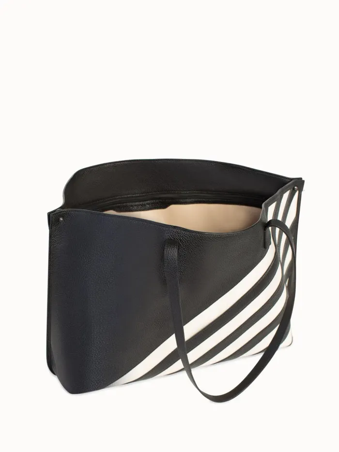 Medium Ai Shoulder Bag In Leather With Horsehair Stripes Blackecru Women Akris Tote Bags