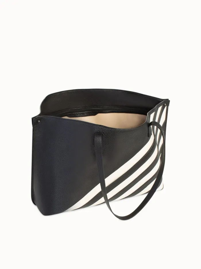 Medium Ai Shoulder Bag In Leather With Horsehair Stripes Blackecru Women Akris Tote Bags