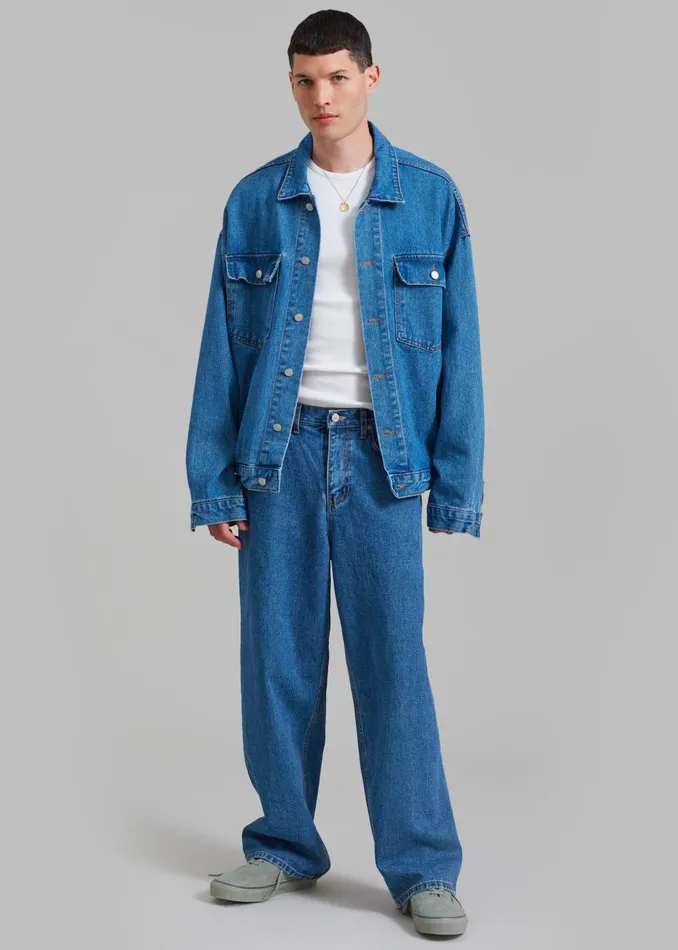 Men Connor Oversized Denim Jacket 8211 Medium Wash The Frankie Shop Outerwear
