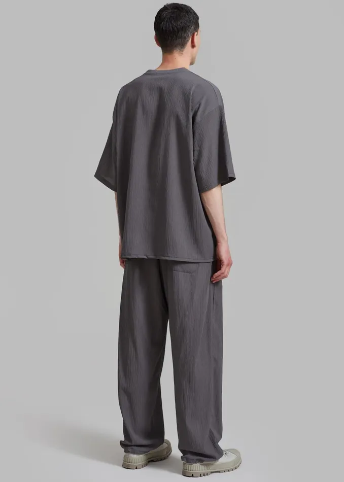 Men Eliott Crinkle Tee 8211 Charcoal The Frankie Shop Tops