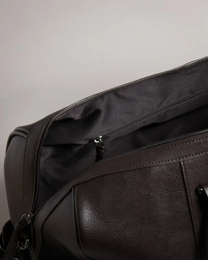 Men EVYDAY 8211 Striped PU Holdall Brownchocolate Ted Baker Holdalls and Weekend Bags Men EVYDAY 8211 Striped PU Holdall Brownchocolate Ted Baker Holdalls and Weekend Bags