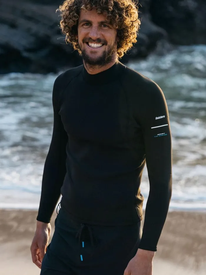 Men Nieuwland 2mm Yulex Long Sleeve Top Black Finisterre Wetsuits