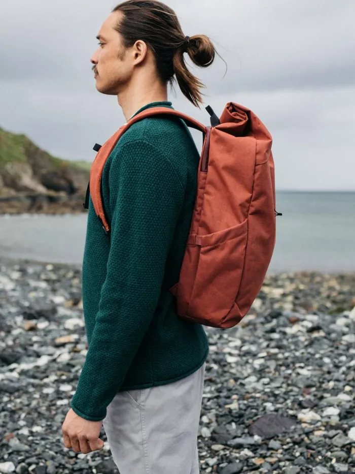 MenWomen Nautilus 23L Backpack Dark Rosewood Finisterre Bags
