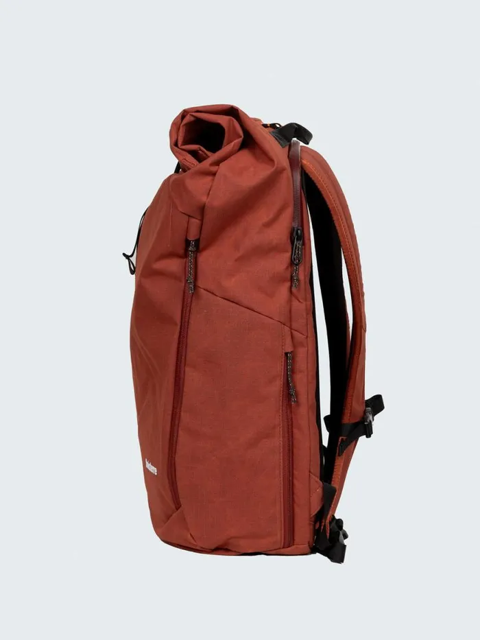 MenWomen Nautilus 23L Backpack Dark Rosewood Finisterre Bags