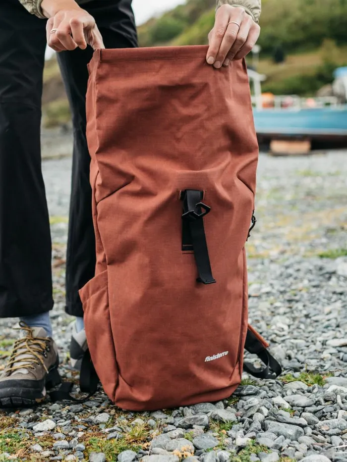 MenWomen Nautilus 23L Backpack Dark Rosewood Finisterre Bags