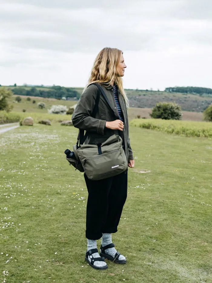 MenWomen Nautilus Crossbody Bag Dark Olive Finisterre Bags