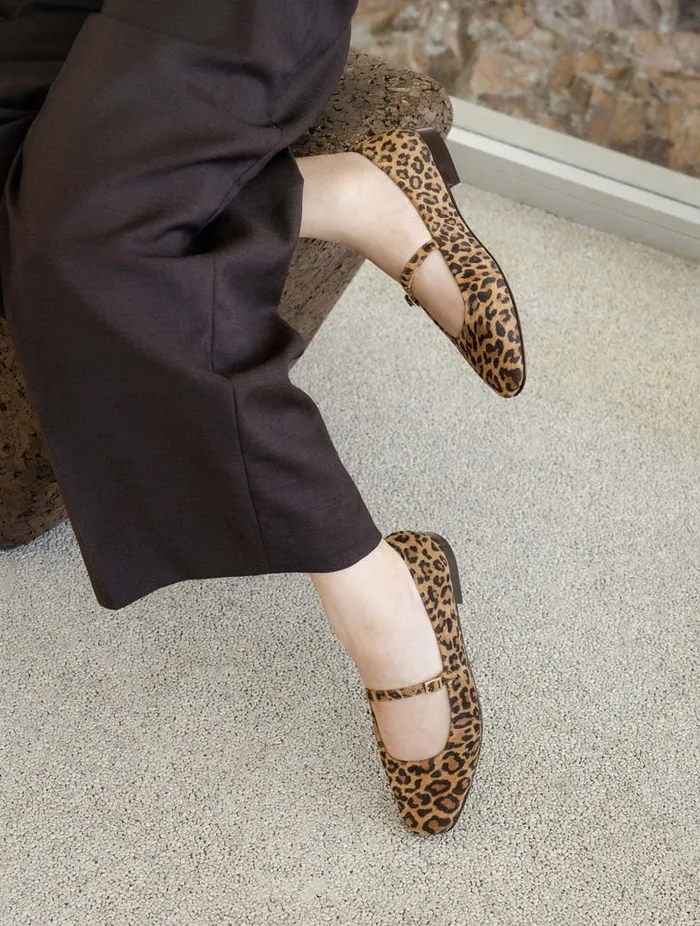 Mikie Wild Leo Women Bobbies Ballet Flats