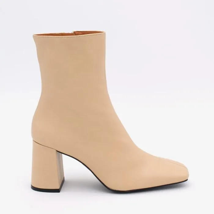 ngel Alarcn Boots And Booties Woman DRIMIA 8211 Square Toe Leather Booties Wide Heel And Zip ngel Alarcn Boots And Booties Woman DRIMIA 8211 Square Toe Leather Booties Wide Heel And Zip