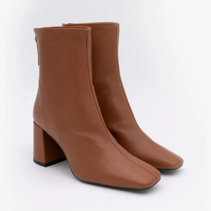ngel Alarcn Boots And Booties Woman DRISCE 8211 Square Toe Leather Booties Wide Heel And Zip