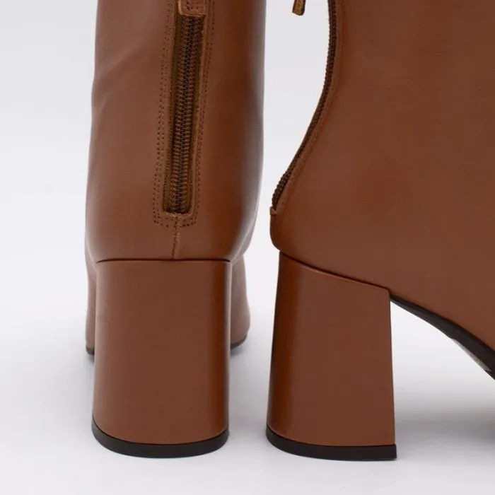 ngel Alarcn Boots And Booties Woman DRISCE 8211 Square Toe Leather Booties Wide Heel And Zip