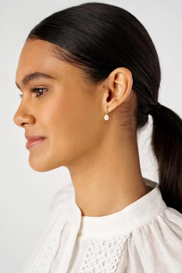 Oroton Earrings Melody Drop Studs 18k Gold 8211 Jewellery