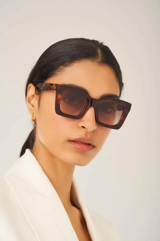 Oroton Sunglasses Reese Sunglasses Dark Tort 8211 Accessories
