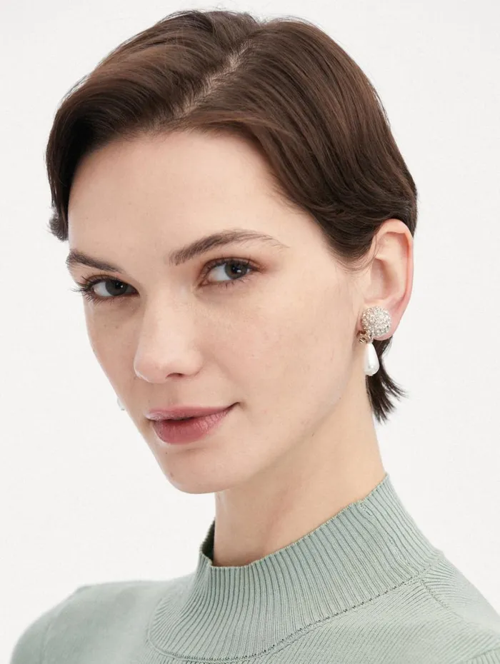 Oscar De La Renta Crystal and Pearl Drop ClipOn Earrings Crystal Women Earrings Oscar De La Renta Crystal and Pearl Drop ClipOn Earrings Crystal Women Earrings
