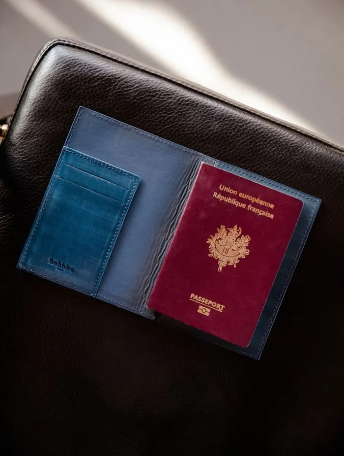 Rio Navy Patina Men Bobbies Small Leather Goods Rio Navy Patina Men Bobbies Small Leather Goods