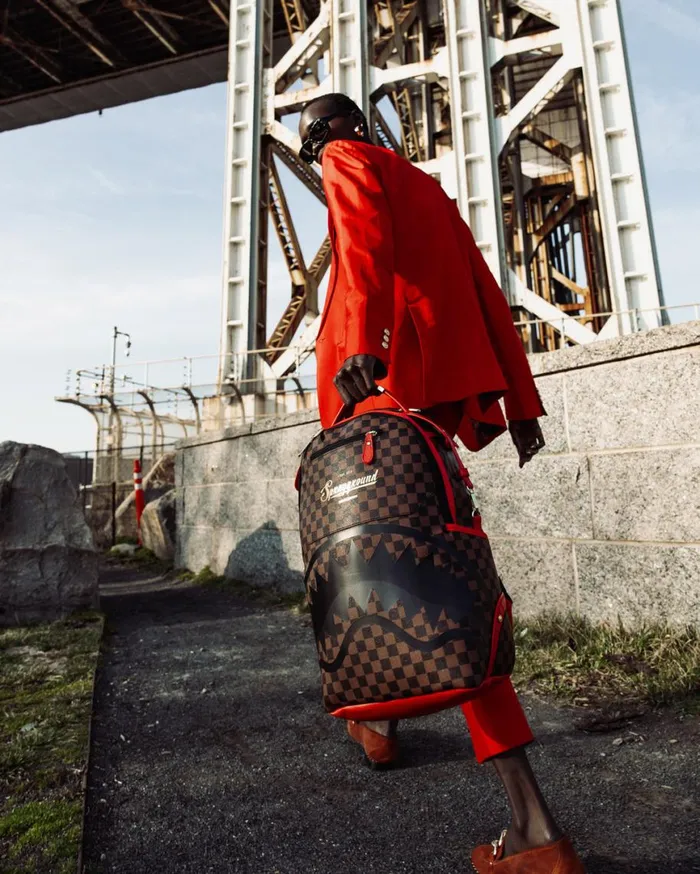 SPRAYGROUND Backpacks TAKEOVER THE THRONE BACKPACK 8211 Universal SPRAYGROUND Backpacks TAKEOVER THE THRONE BACKPACK 8211 Universal