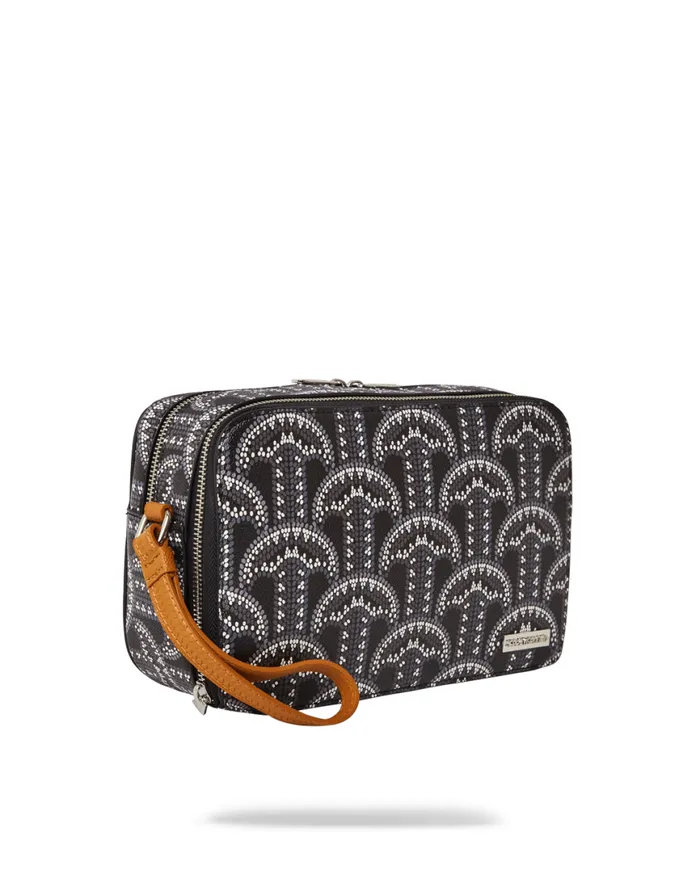 SPRAYGROUND Toiletries Aka Money Bags ILLUCHAINS TOILETRY BAG 8211 Universal SPRAYGROUND Toiletries Aka Money Bags ILLUCHAINS TOILETRY BAG 8211 Universal
