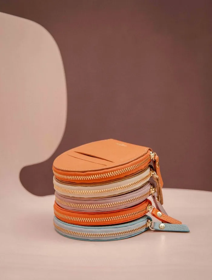 Vrone Amber Camel Women Bobbies Small Leather Goods Vrone Amber Camel Women Bobbies Small Leather Goods