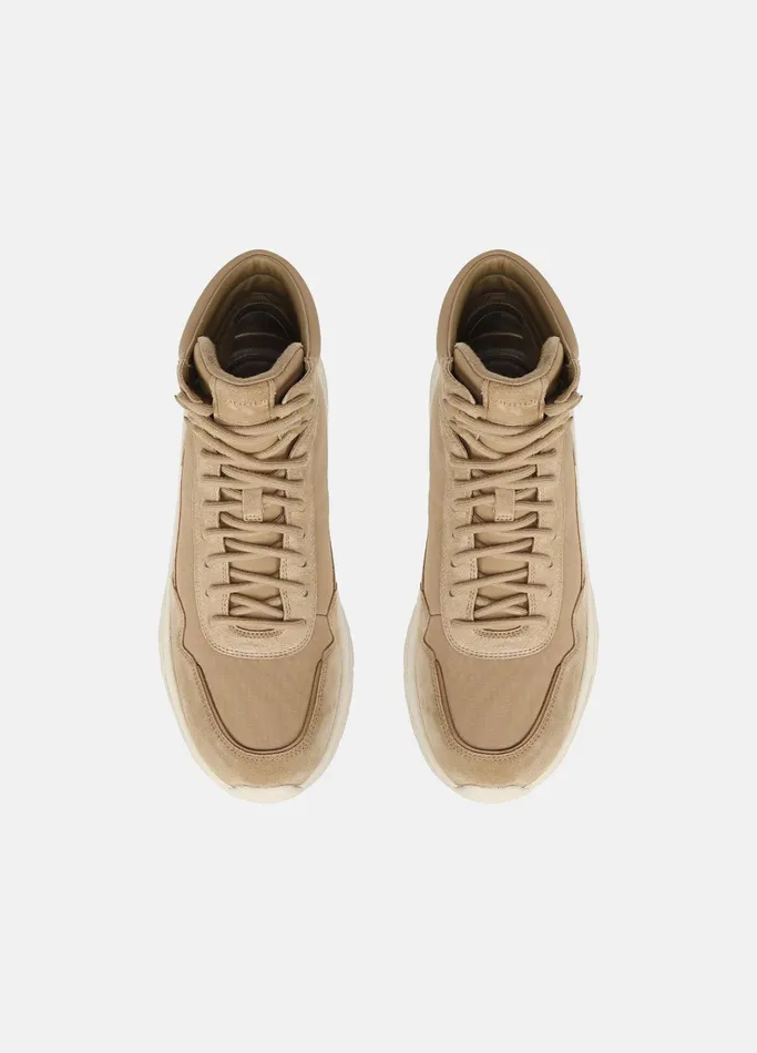 Vince Boots Men Elvio Leather Lug Boot New Camel