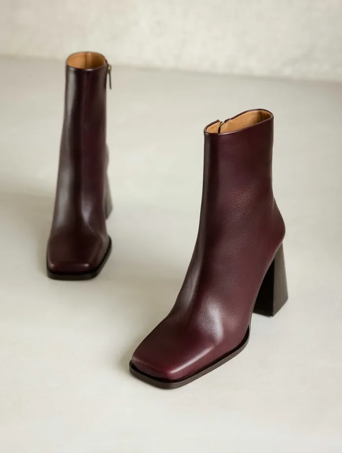 Wilma Cabernet Women Bobbies Ankle Boots