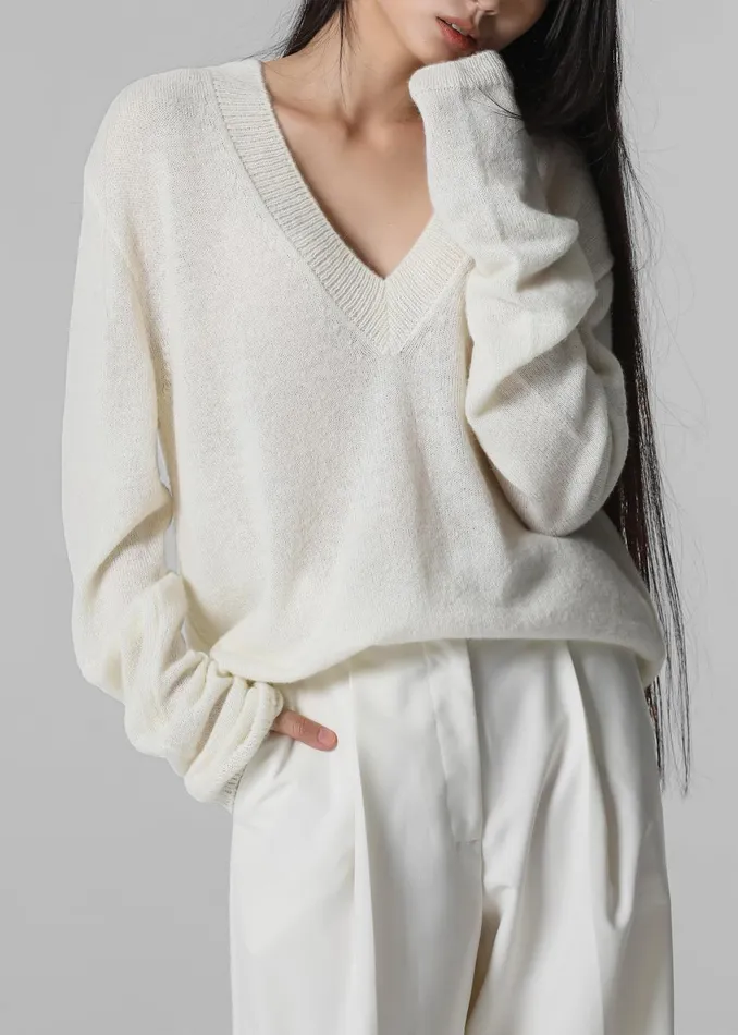 Women Brayden V Neck Sweater 8211 Cream The Frankie Shop Knitwear