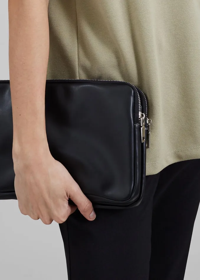 Women Colby Square Zip Bag 8211 Black The Frankie Shop