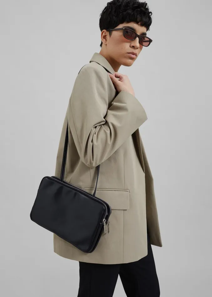 Women Colby Square Zip Bag 8211 Black The Frankie Shop