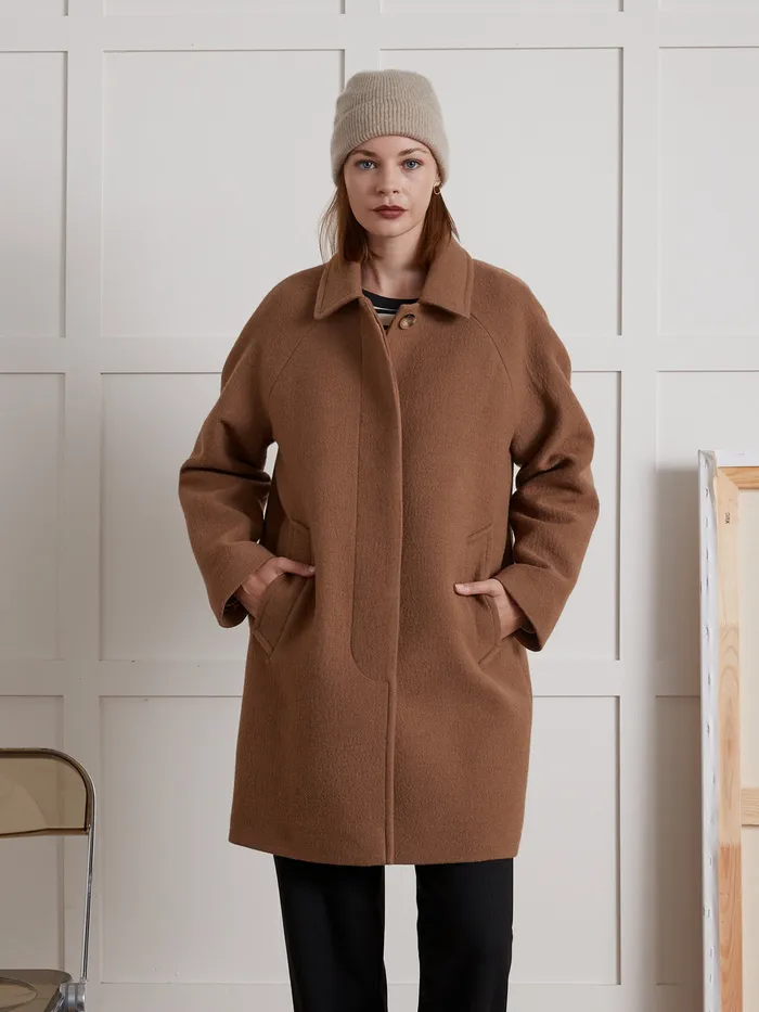 Women Cyrillus Clothing Oval Shaped Woolen Coat With Raglan Sleeves Camel