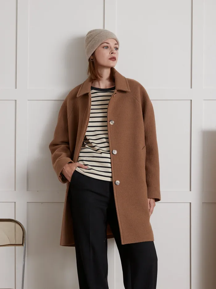 Women Cyrillus Clothing Oval Shaped Woolen Coat With Raglan Sleeves Camel
