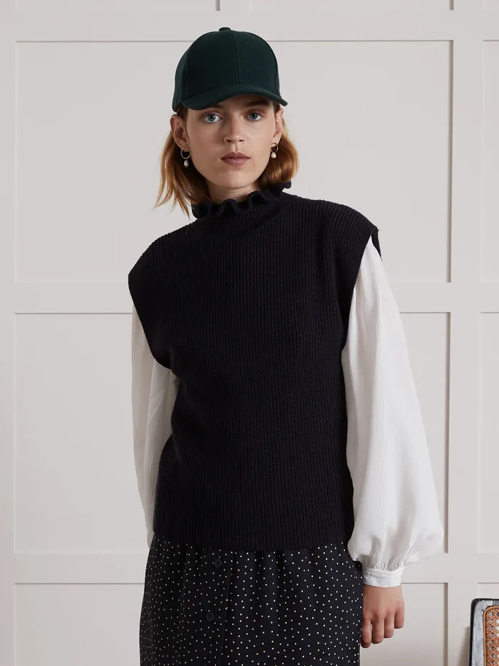 Women Cyrillus Clothing Sleeveless Sweater With Ruffled Neckline Encre