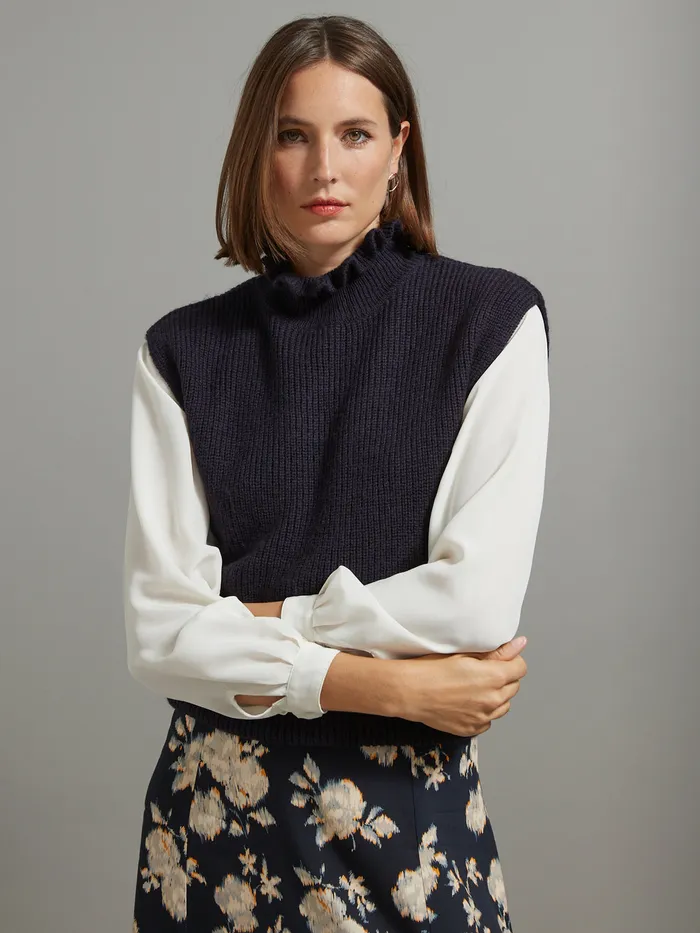 Women Cyrillus Clothing Sleeveless Sweater With Ruffled Neckline Encre