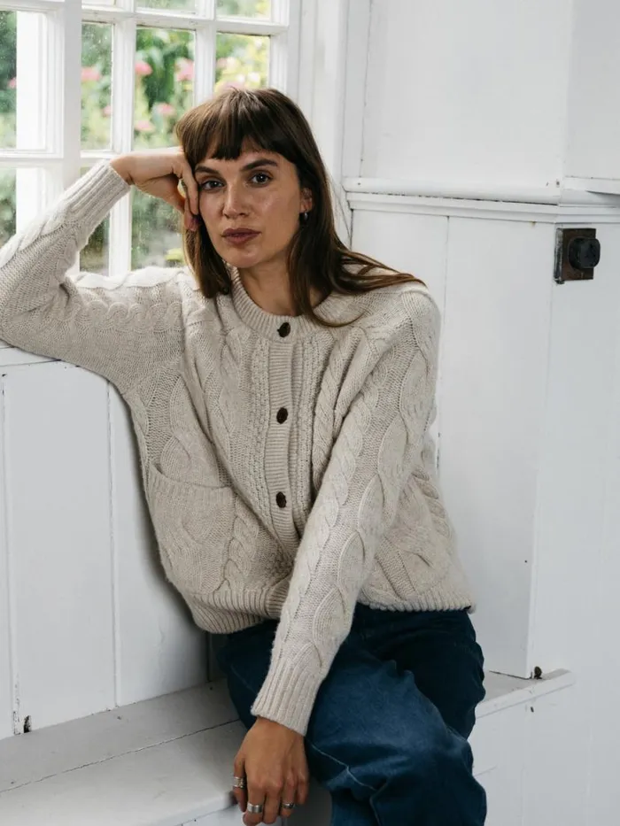Women Ennis Cable Knit Cardigan Oatmeal Finisterre Knitwear