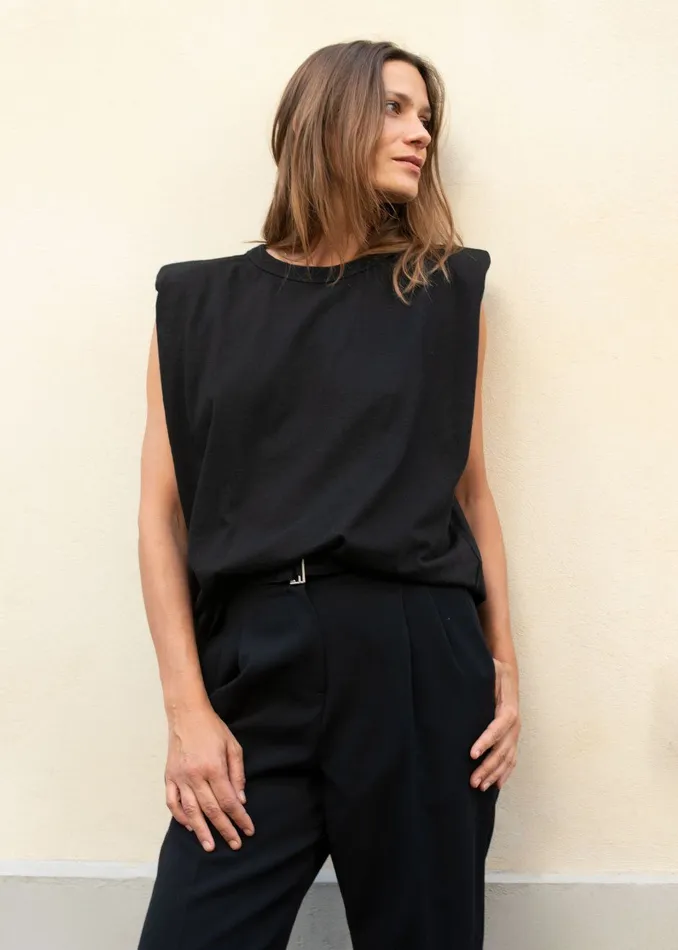 Women Eva Padded Shoulder Muscle TShirt 8211 Black The Frankie Shop Tops