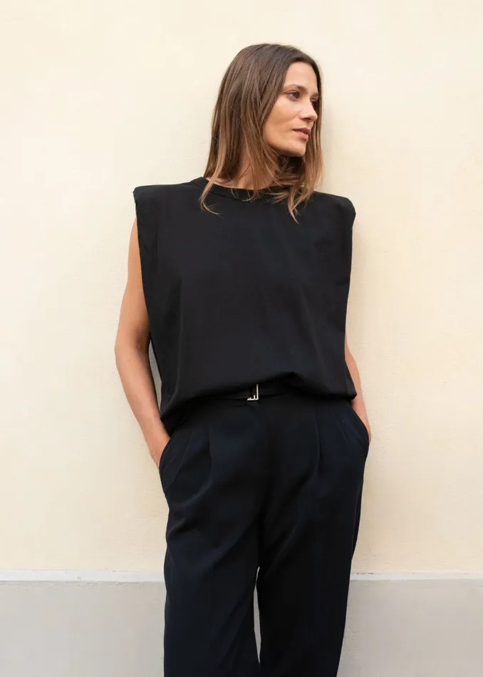 Women Eva Padded Shoulder Muscle TShirt 8211 Black The Frankie Shop Tops