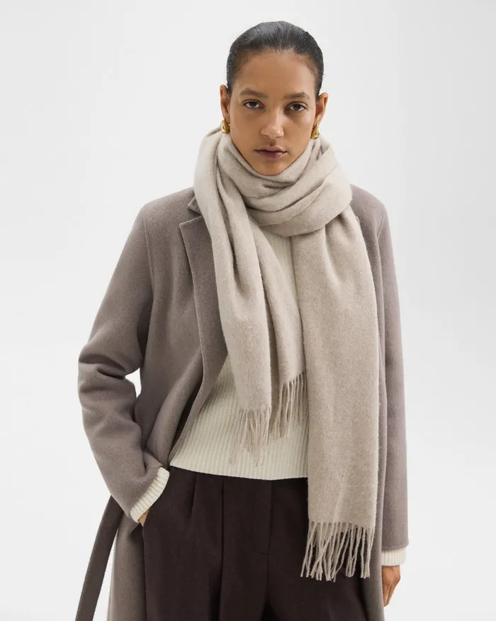 Women Hats Gloves Scarves Theory Classic Scarf In Cashmere Oat Melange