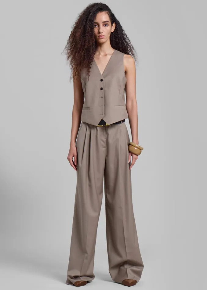 Women Jorae Pleated Trousers 8211 Taupe The Frankie Shop Bottoms