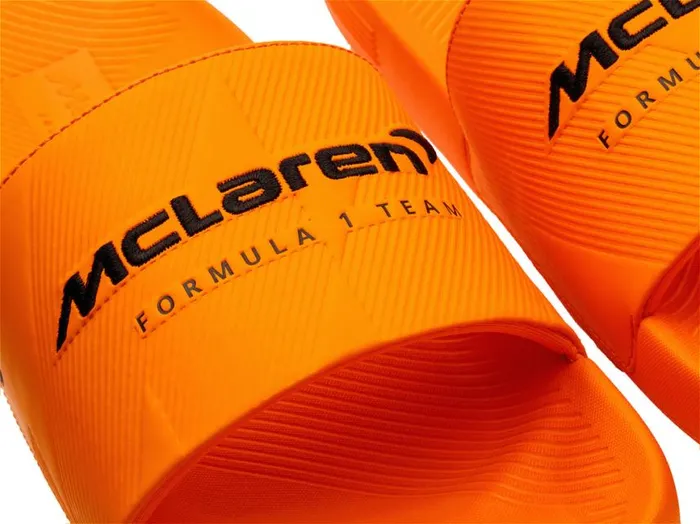 Women Lifestyle KSwiss SLIDE SANDAL X MCLAREN Papaya