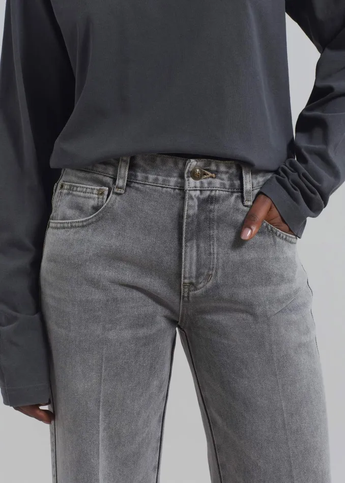Women Montrose Straight Leg Jeans 8211 Grey Wash The Frankie Shop Bottoms