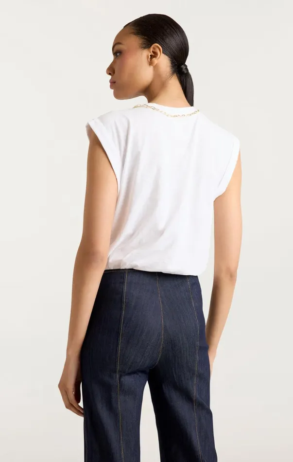 Women Tees and Pullovers Cinq Sept L039amour Necklace Bella Tee White