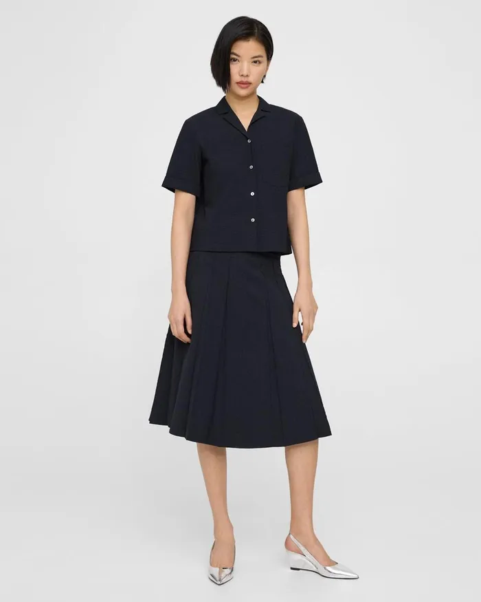 Women Tops Theory Camp Shirt In Seersucker Nocturne Navy