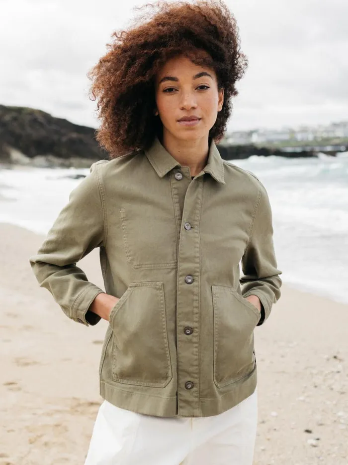 Women Yarrel Chore Jacket Willow Green Finisterre Jackets Coats and Gilets